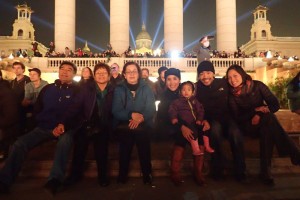 Ana and friends at the magic fountain of Montjuic. 