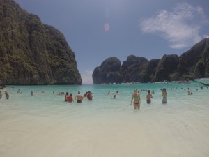 So crowded! 