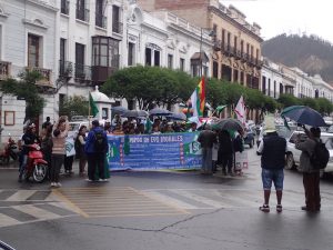 Political campaign in Sucre. 